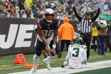 Jets fall to Patriots 15-10