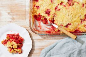 rhubarb dump cake