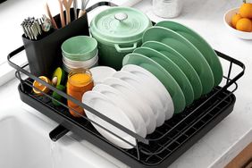 Amazon Kitsure Space-Saving Dish Drying Rack